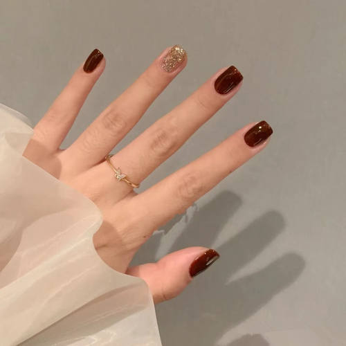 花田里美甲浙江温州穿戴甲棕色