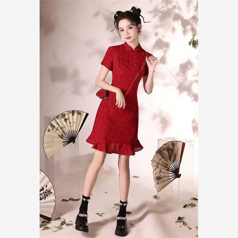 红色旗袍新中式订婚礼服裙2025新款敬酒服新娘小个子鱼尾日常可穿