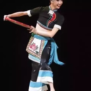 畲族舞蹈服三月春来同款苗族表演服女独舞艺考服舞台演出服全套