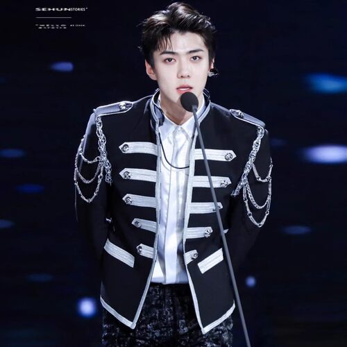 EXO同款男团宫廷军礼服舞台表演服酒吧男歌手发型师魔术师演出服
