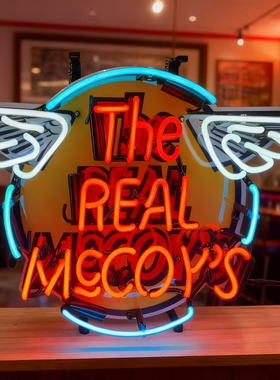 The Real McCoy's 美式复古霓虹灯复刻经典潮牌标识