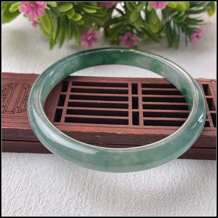 56圈口天然翡翠A货手镯冰种蓝绿飘花窄条正圈圆镯玉镯子女