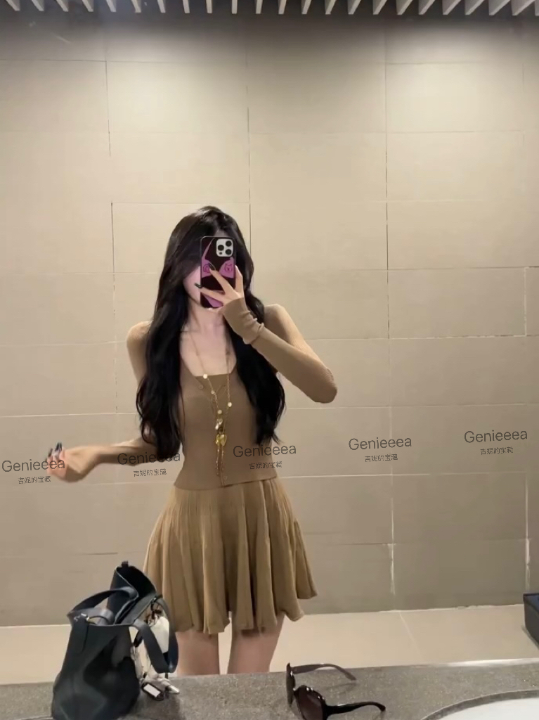 Genieeea吉妮的宝藏 高质感欧尼温柔风针织开衫吊带裙两件套