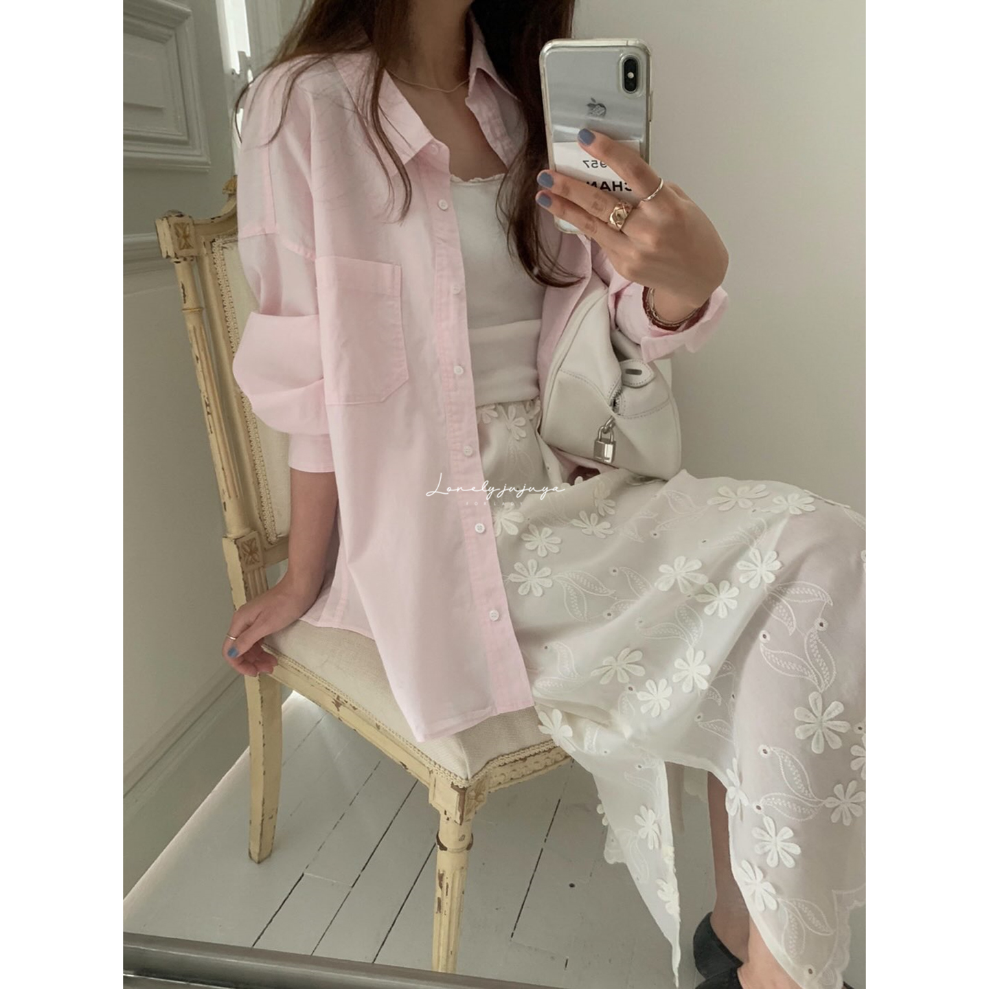 现 韩国东大门代购2025秋季pretty young thing-a多巴胺百搭衬衣