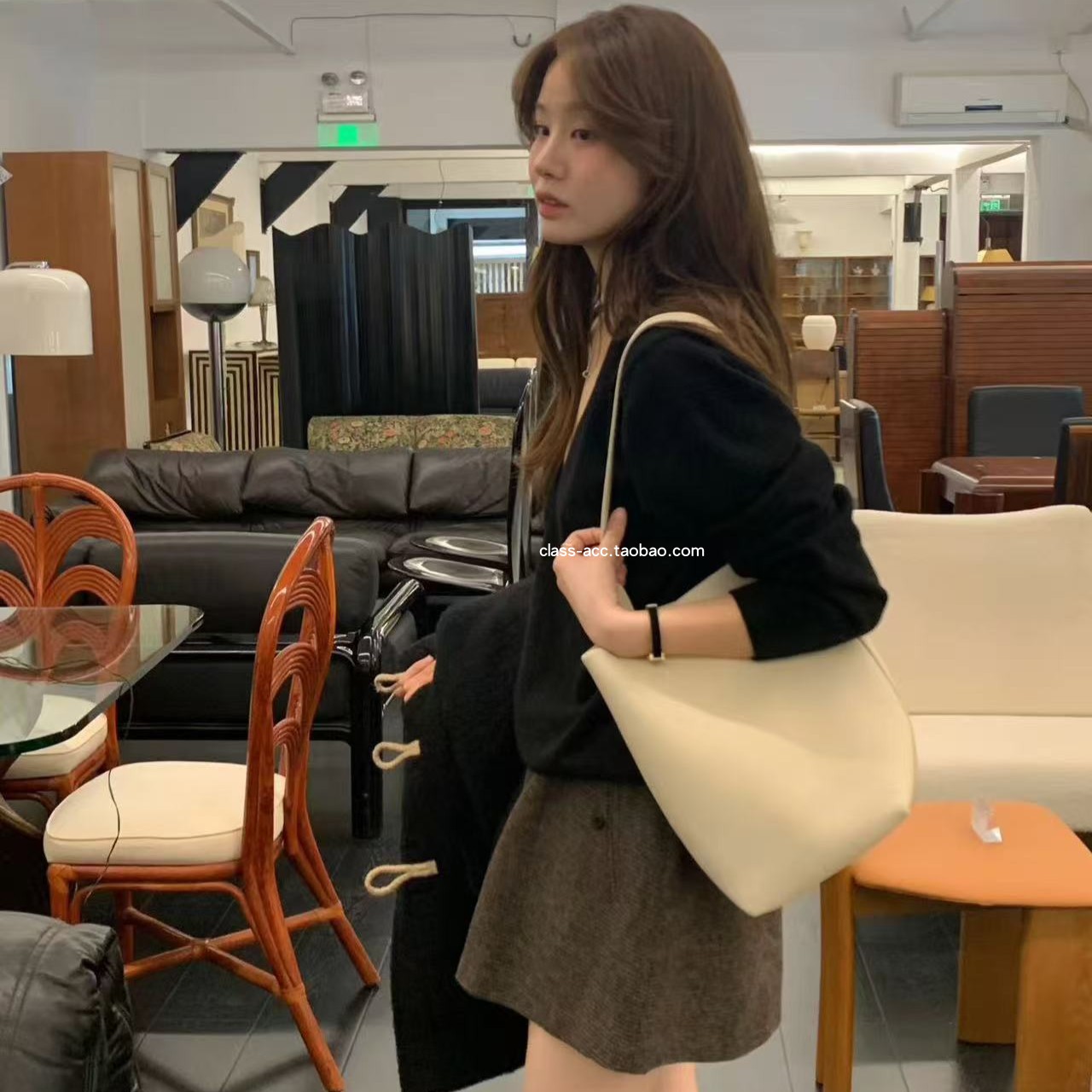 现 韩国东大门代购2025秋冬OUNCE-a气质百搭格子简约花苞裤短裤