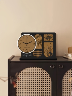 中古风桌面摆件时钟摆台式座钟2025新款客厅玄关餐厅创意艺术钟表