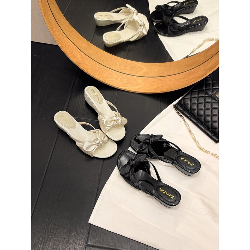 夏季小码女鞋313233度假风软底拖鞋外穿34码蝴蝶结小个子坡跟凉拖