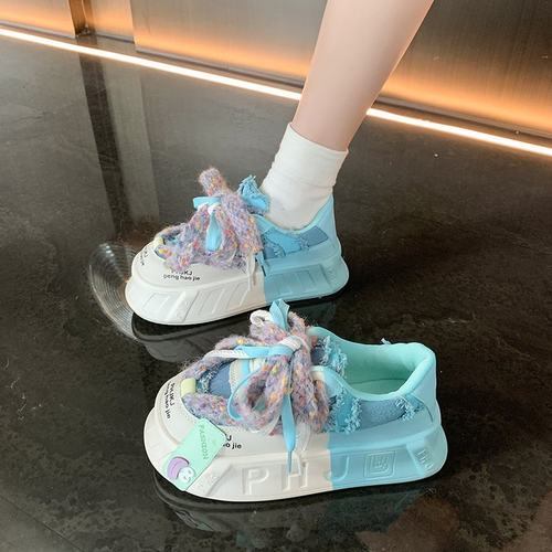 多巴胺彩色鞋子女设计感运动板鞋