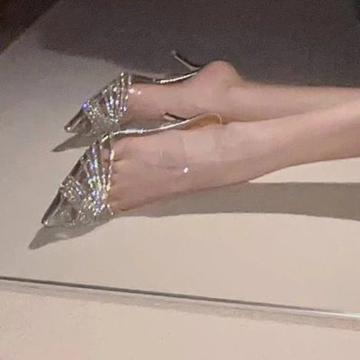 绝美！气质尖头水晶高跟凉