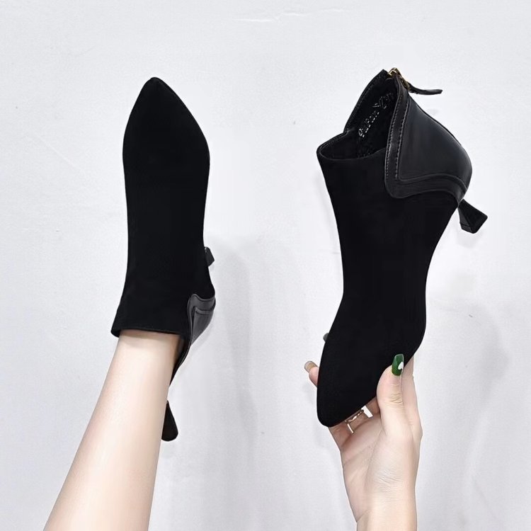 2023新款春秋季小短靴女真皮中跟