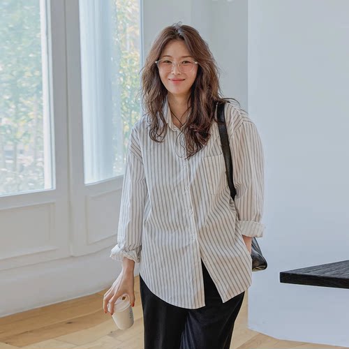 韩国大码女装胖mm春装新品靓丽竖条纹单口袋宽松长袖休闲衬衫402