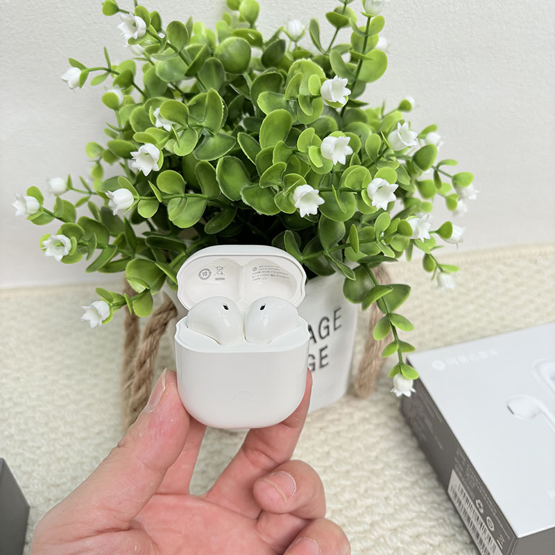 无线蓝牙耳机半入耳式降噪耳机