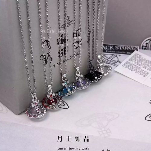 高级超闪土星渐变满钻锁骨链