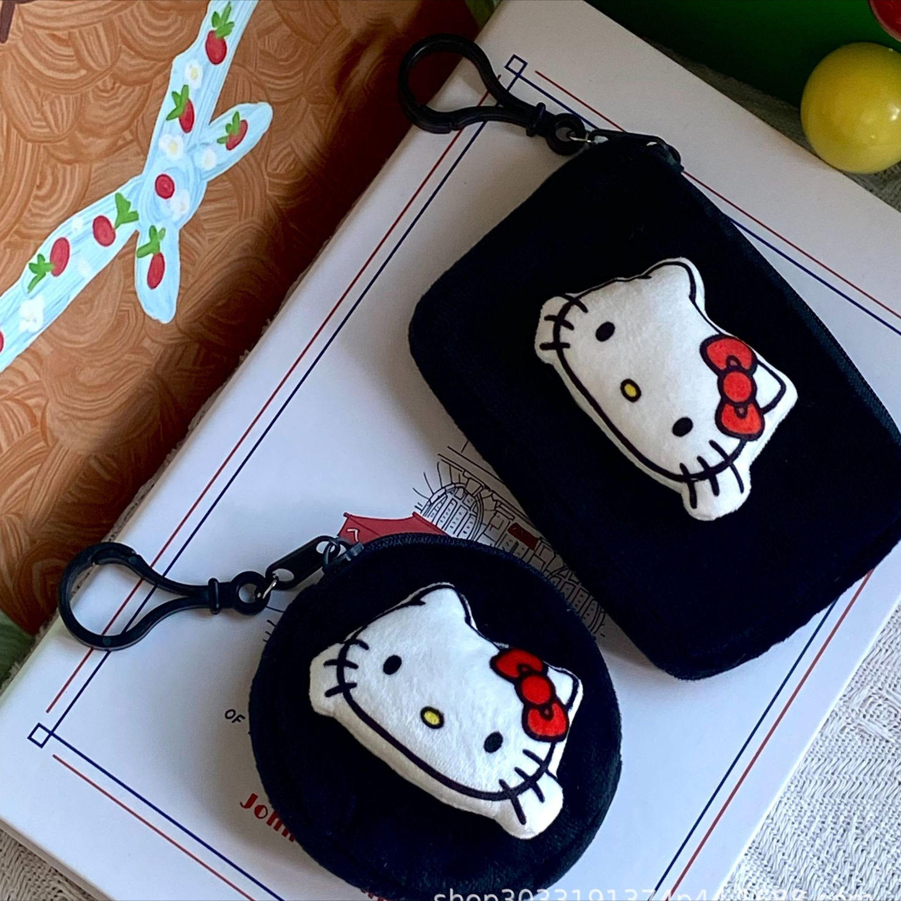 可爱卡通kitty毛绒挂件三丽鸥零钱包立体公仔适合学生收纳硬币