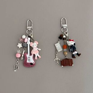 原创KT猫粉色系包包挂件骨头扣高级感手作少女穿搭配饰个性潮轻奢