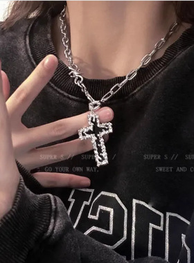 合金锁骨链复古锡纸十字架项链