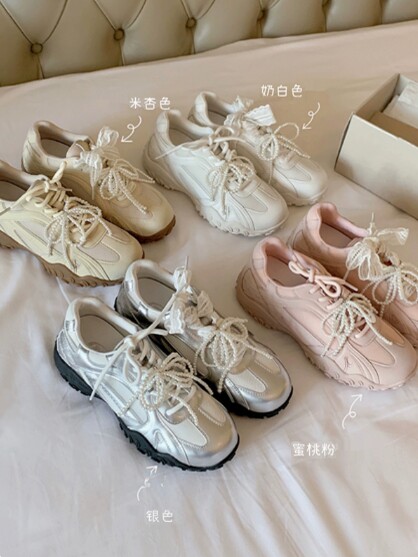 英国DHWA月牙底~蕾丝珍珠带内增高女小个子休闲百搭阿甘鞋德训鞋