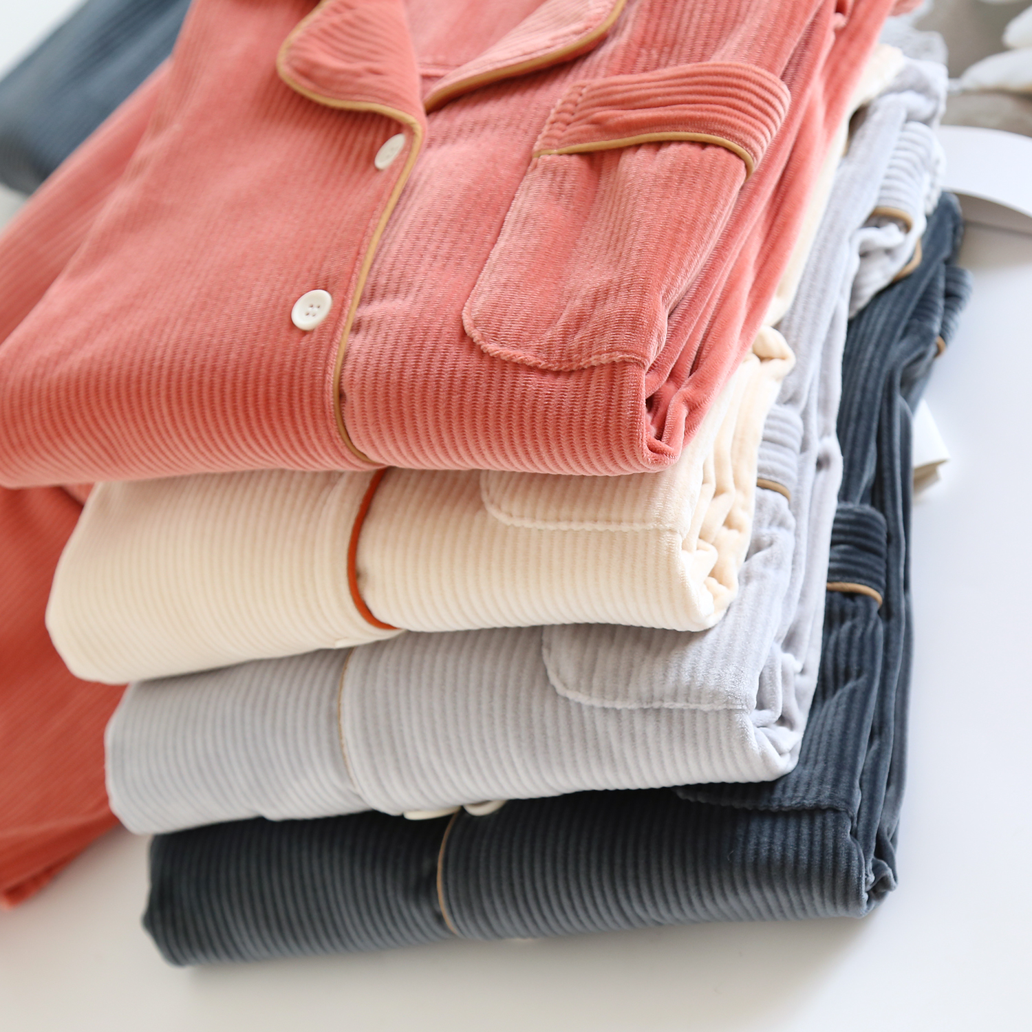 秋冬情侣海岛绒睡衣加绒加厚薄绒家居服开衫金丝绒双面绒保暖纯色