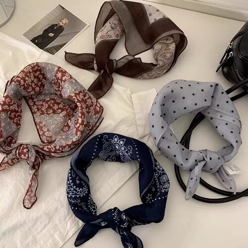 原创设计手工制作棉麻波点儿童方巾