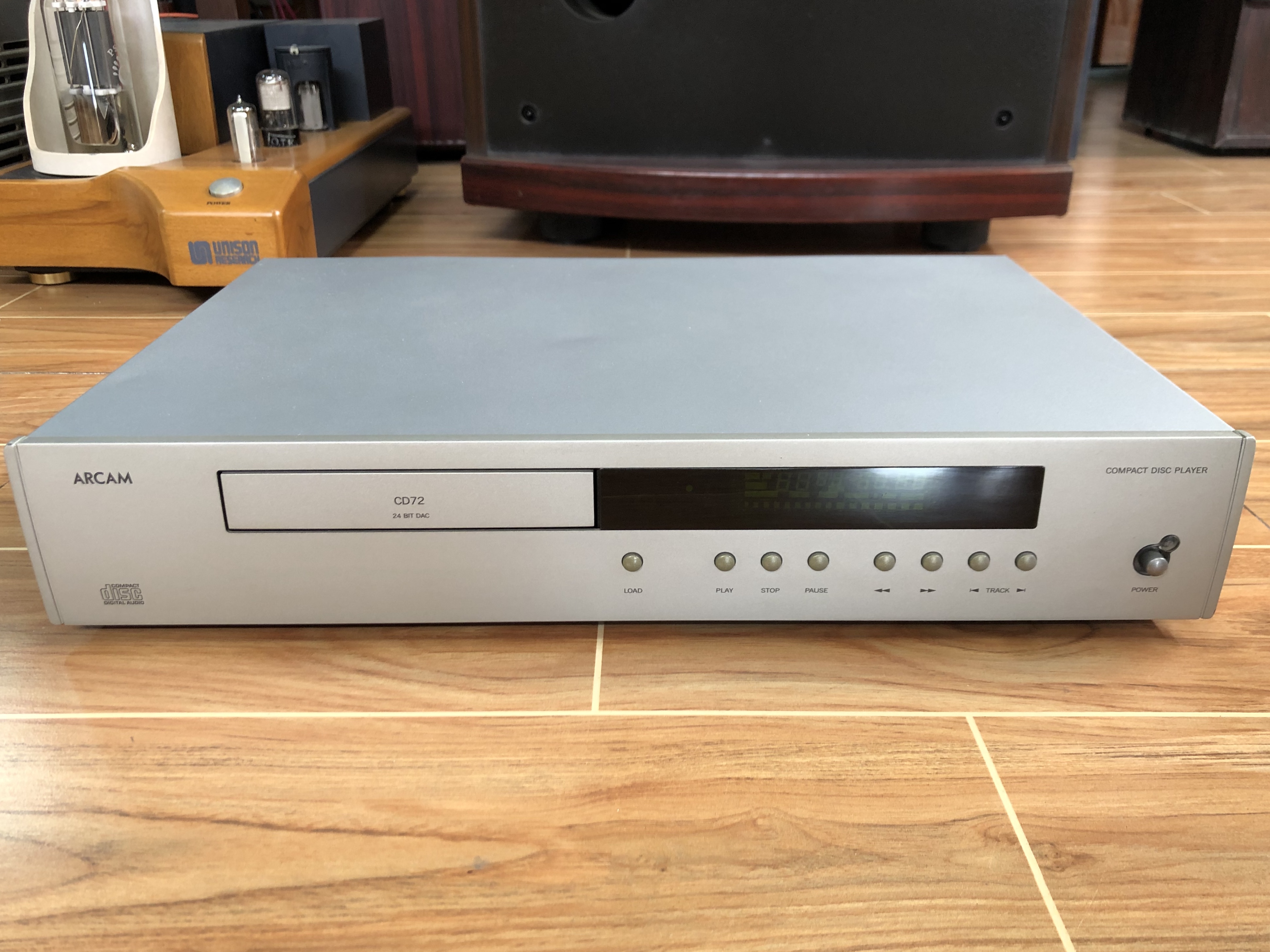 英国雅俊cd72CD机设计原装220v