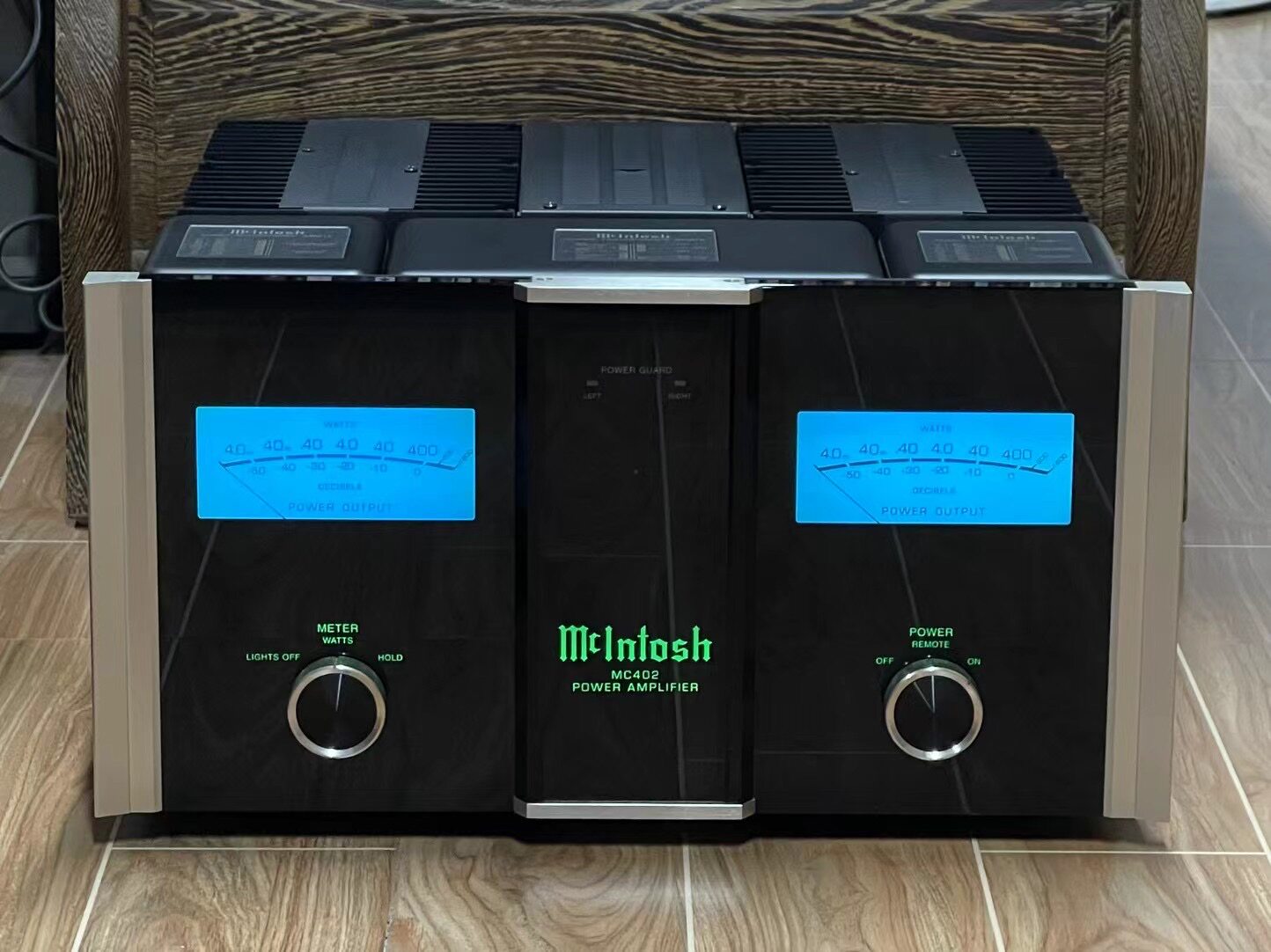 美国Mclntosh/麦景图 MC402 湖水蓝双表头发烧大功率后级功放机