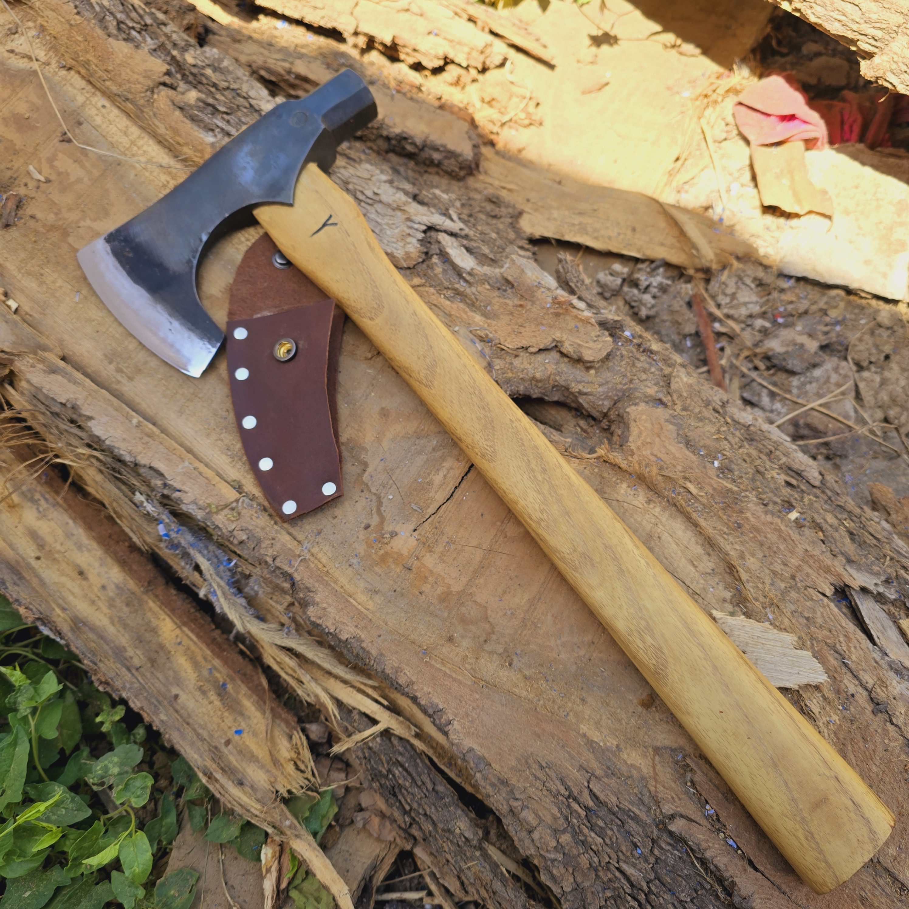 (金锤斧)精品斧子弹簧钢手工锻打40cm维京战斧1.5斤户外斧野营