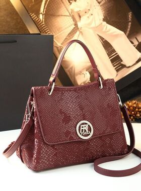 2025新款时尚百搭中年手提包大气大容量妈妈包斜挎包真皮女包高档