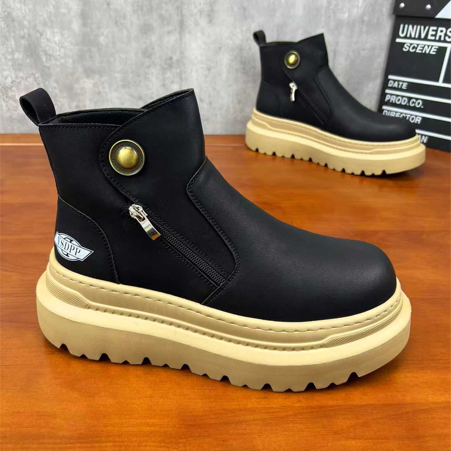 冬季男士高帮马丁靴加绒休闲鞋厚底增高鞋子英伦风男靴大黄蜂男鞋