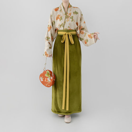 宋制对襟衫旋裙汉服绿色日常穿搭