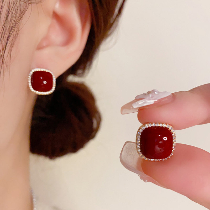 925银针安可拉红珍珠耳钉百搭