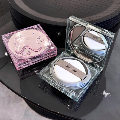 戳中早八人的心~Gegebear雨露水润透亮轻薄气垫遮瑕柔焦BB霜13g