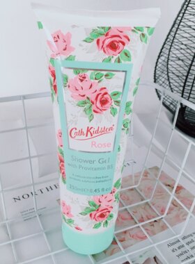 全身香喷喷 干净少女香~英国凯家玫瑰滢泽亮丽沐浴露250ml