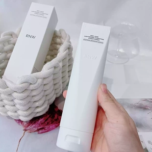 护发素届尖子生  家庭版蛋白矫正~如家水光柔润亮泽护发素180ml