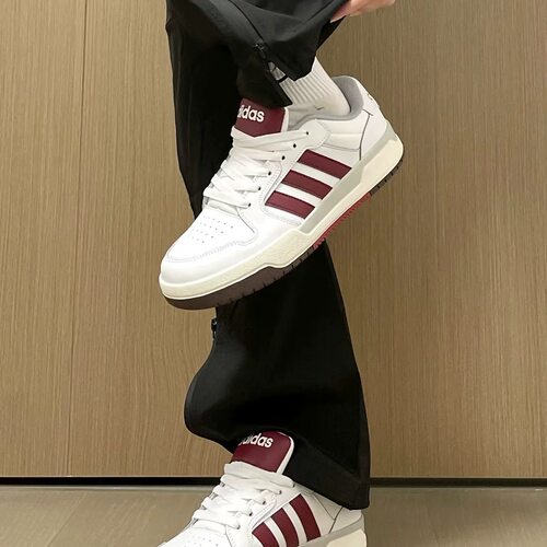 阿迪达斯adidas运动男女鞋ENTRAP复古时尚舒适轻便透气板鞋JQ3926