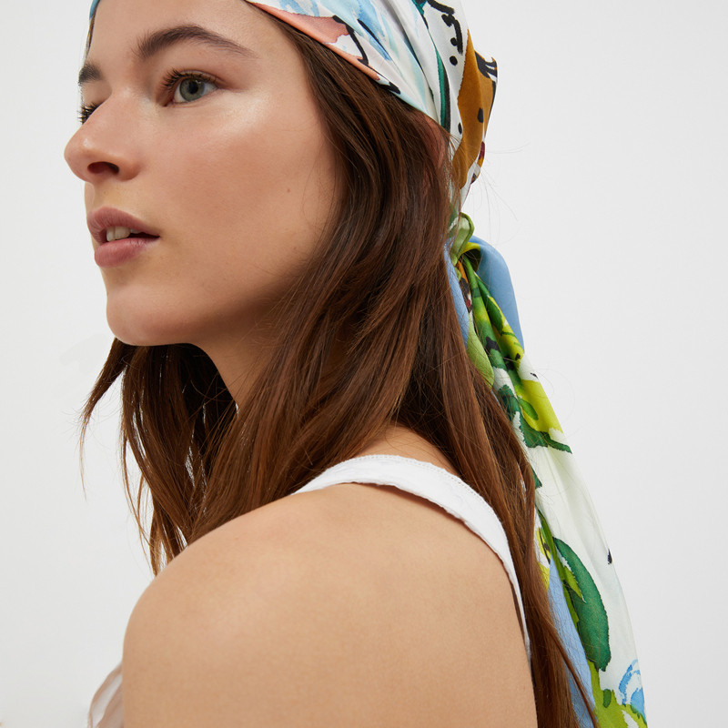 外贸尾 纯元 大牌设计 M家 清新绿色 花朵大尺寸防晒真丝巾大方巾