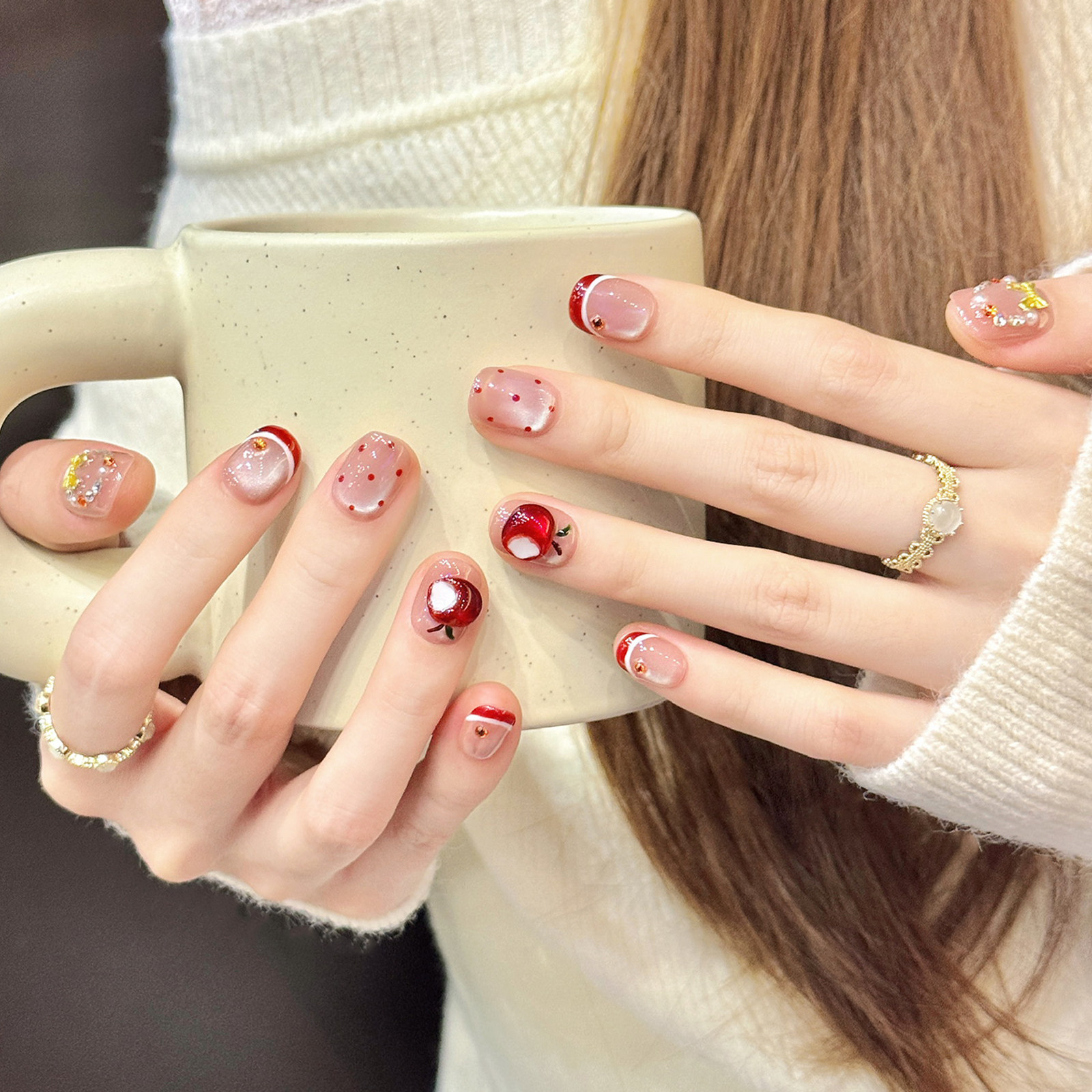 云皙手工圣诞平安果猫眼穿戴甲片短款红色波点法式美甲贴片假指甲
