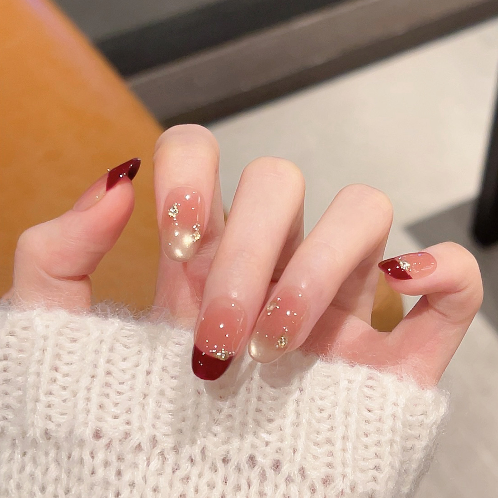 云皙2026新年红色手工穿戴甲中长短款法式猫眼美甲高级感假指甲片