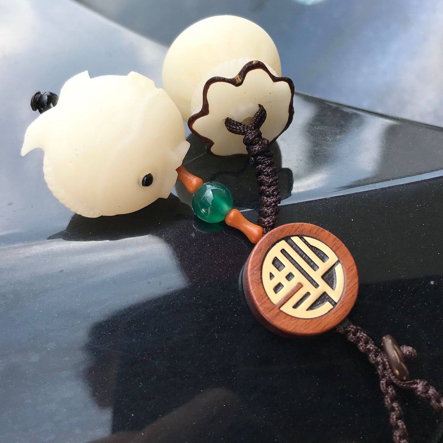CREATIVE BODHI MONEY BAG KEYCHAIN GENERATION HAS MORE THAN BODHI CAR KEY PENDANT MALE AND FEMALE COUPLE CAR KEY ORNAMENT