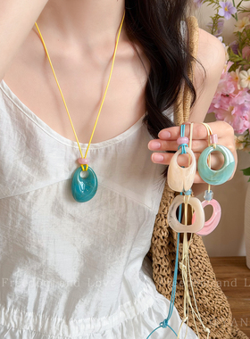 奶甜穿搭~原创蓝色晕染吊坠长款项链女春夏多巴胺锁骨链韩系配饰