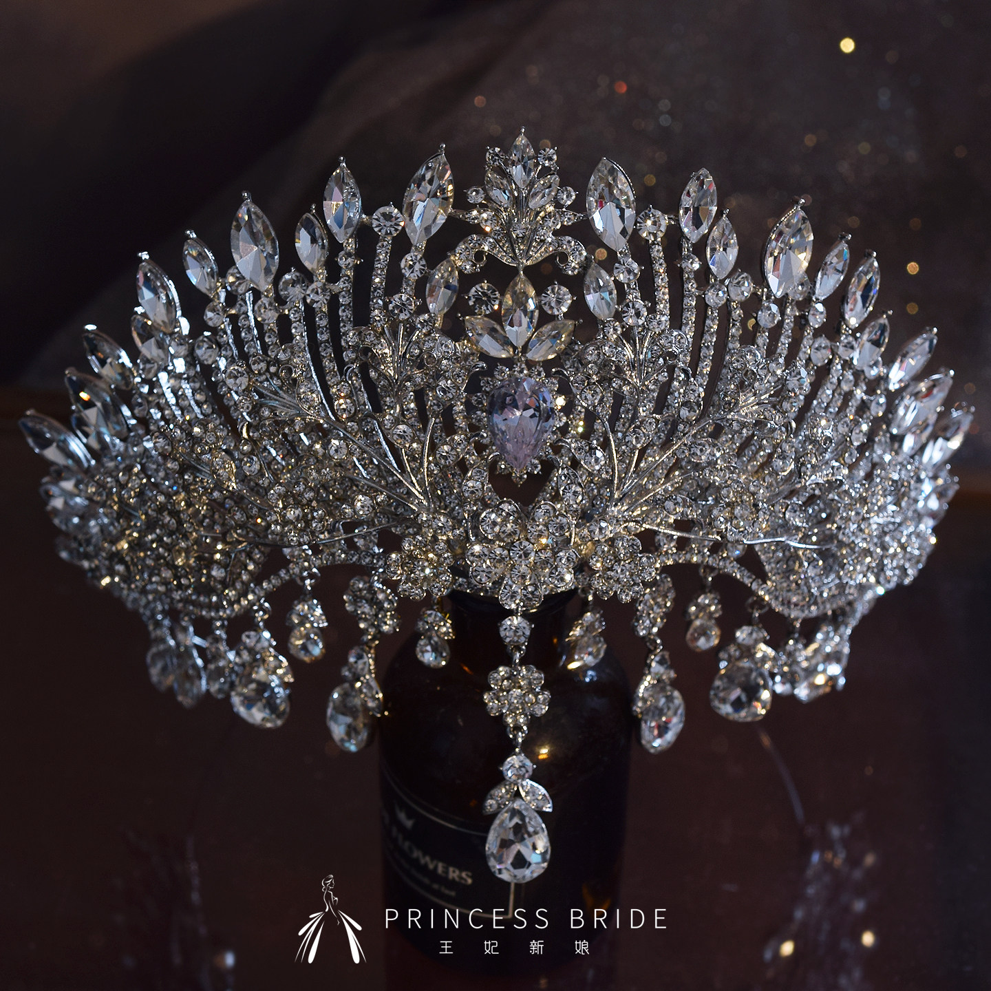 新品新娘头饰水钻锆石皇冠带额链主婚纱礼服配饰高级感生日公主冠