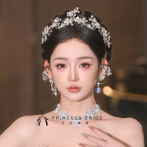 新款2026新娘轻奢皇冠高级感重工花朵公主王冠结婚白纱精致头饰品