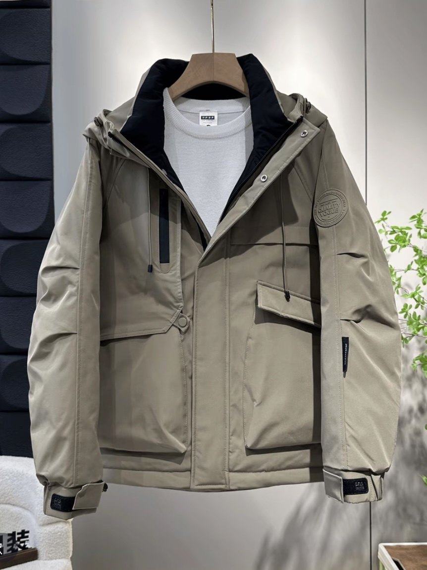 2025年新款防寒羽绒服男款冬季加厚潮牌美式工装高级感冲锋衣外套