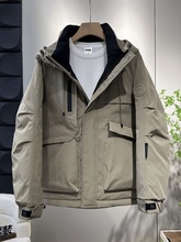 2025年新款防寒羽绒服男款冬季加厚潮牌美式工装高级感冲锋衣外套