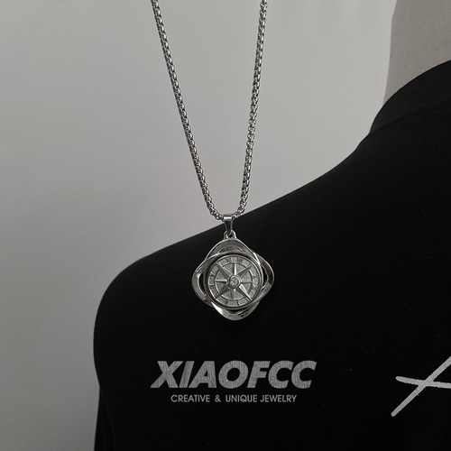 罗马时来运转项链圆盘长款毛衣链