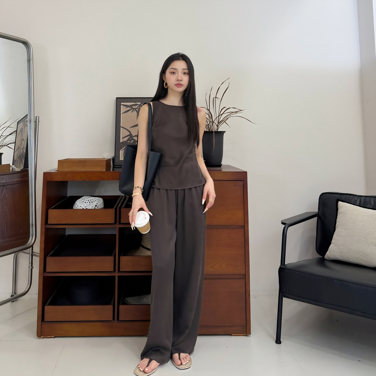 美式加冰丨100桑蚕丝丨19姆米真丝砂洗素绉缎圆领背心上衣-MY6099