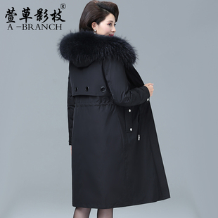 品牌妈妈冬装派克羽绒服女长款过膝洋气加厚中老年秋冬贵夫人外套