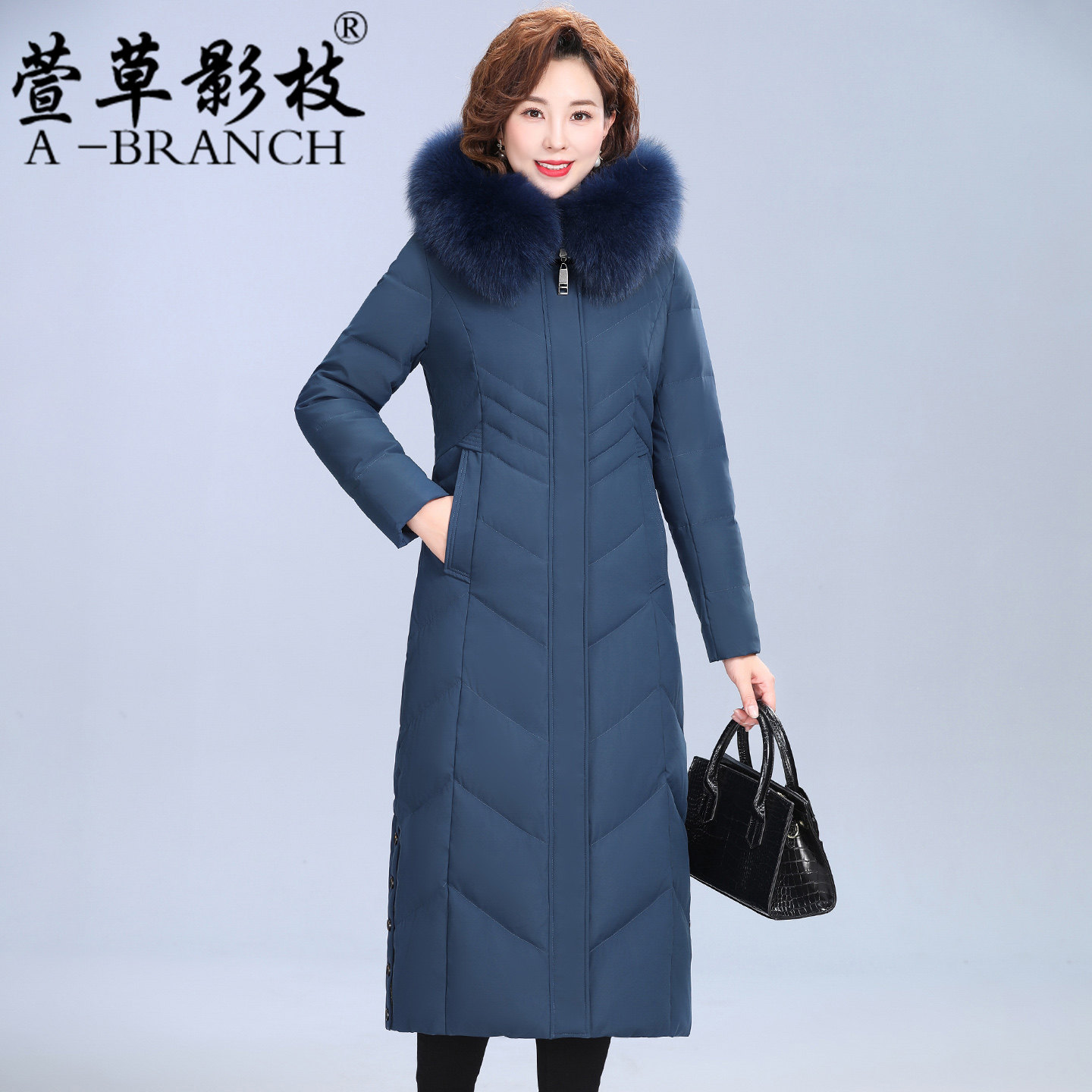 中年妈妈羽绒服女士长款过膝2025秋冬季加厚大毛领中老年冬装外套