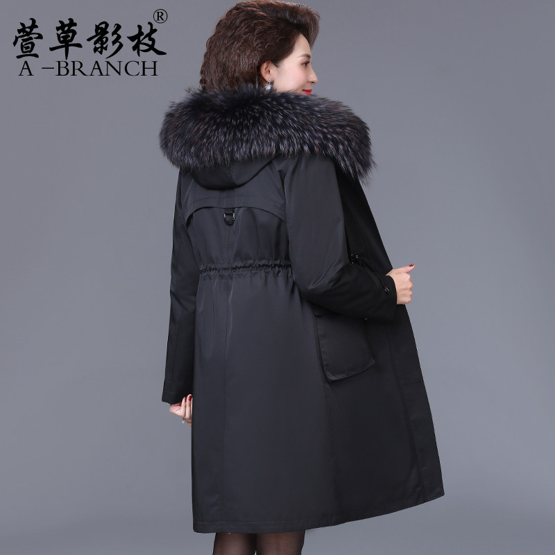 妈妈冬装时尚派克羽绒服洋气大码中老年女装白鸭绒加厚秋冬季外套