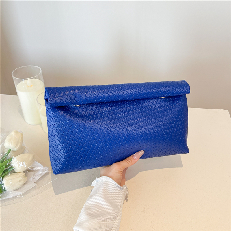 芊舒祺2025新款时尚百搭手拿信封包高级感小众设计菱格纹晚宴包