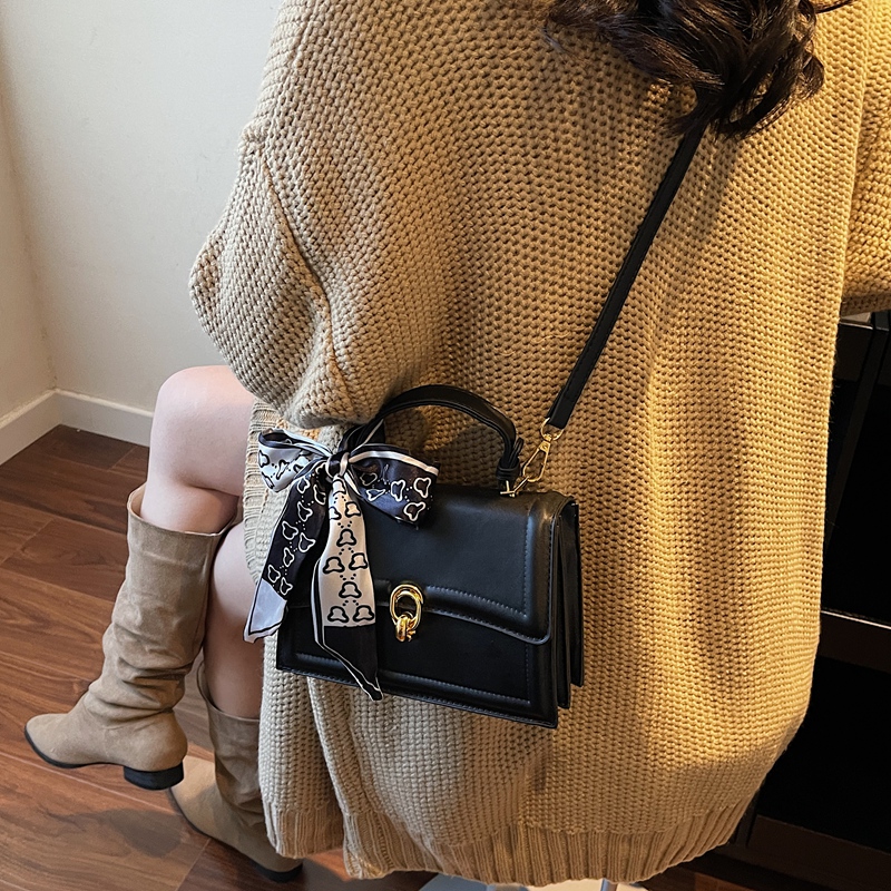 芊舒祺高级感小方包女2025新款百搭斜挎包手提包日韩风蝴蝶结女包